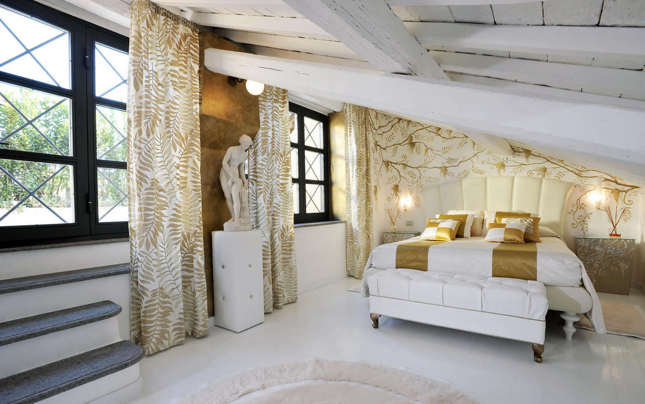 TRASTEVERE, BEAUTIFUL PROPERTY ON MULTIPLE LEVELS TRASTEVERE, BEAUTIFUL PROPERTY ON MULTIPLE LEVELS