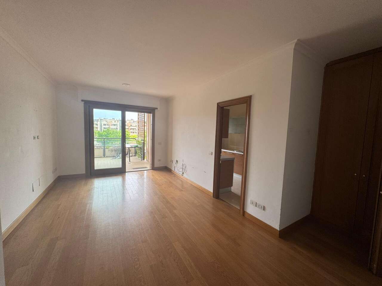 IN THE PRESTIGIOUS PAPILLO COMPLEX IN THE PRESTIGIOUS PAPILLO COMPLEX