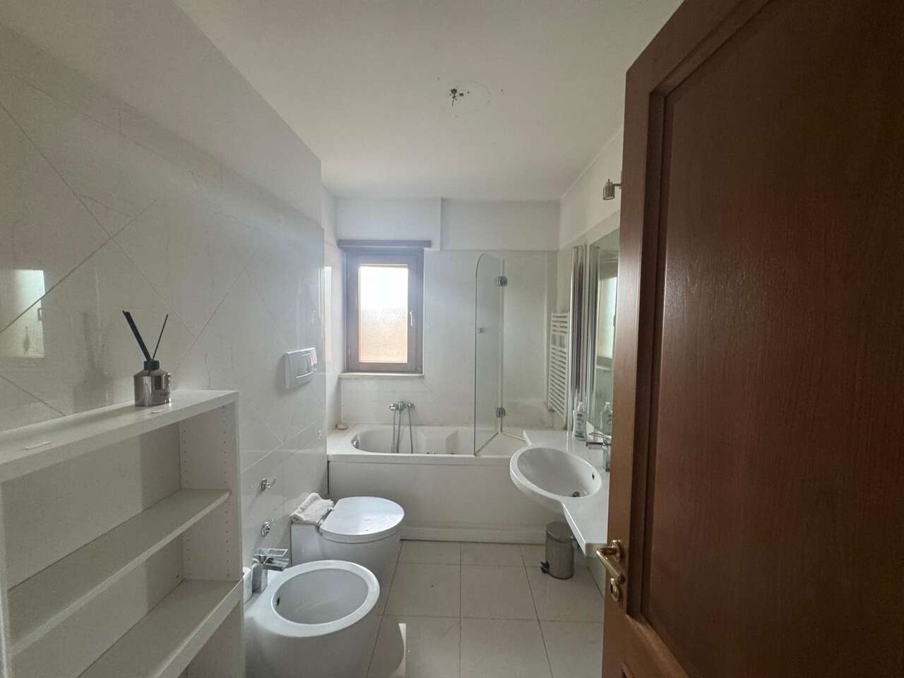 IN THE PRESTIGIOUS PAPILLO COMPLEX IN THE PRESTIGIOUS PAPILLO COMPLEX