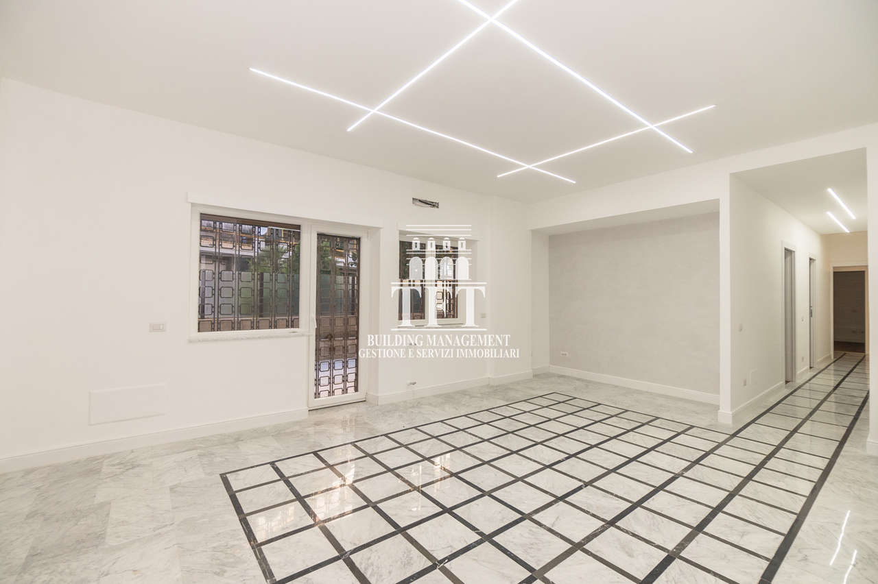 PRATI FISCALI - SPACIOUS OFFICE PRATI FISCALI - SPACIOUS OFFICE