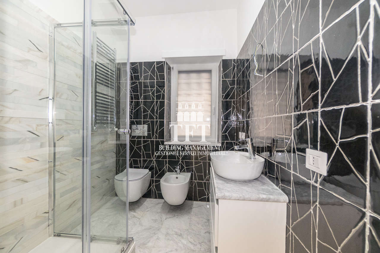 PRATI FISCALI, AMPIO UFFICIO RISTRUTTURATO