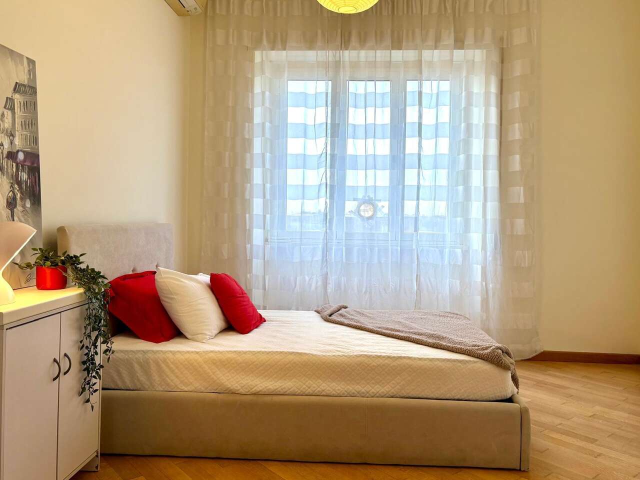 SAN LORENZO, RENOVATED PENTHOUSE