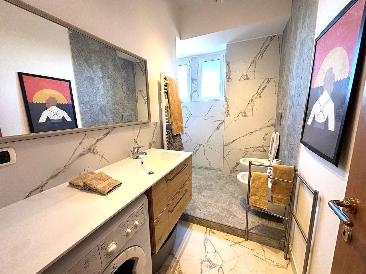 SAN LORENZO, RENOVATED PENTHOUSE