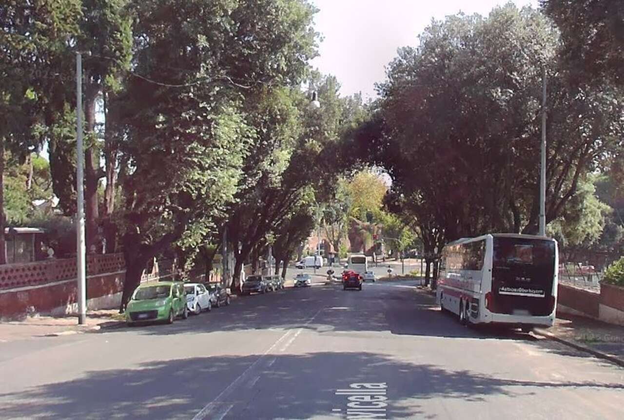 AVENTINO VENDITA VILLA STORICA CON PARCO AVENTINO VENDITA VILLA STORICA CON PARCO