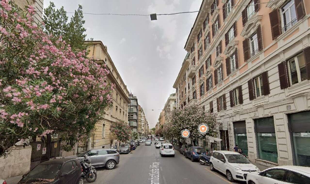 VILLA BORGHESE, ATTICO E SUPERATTICO VILLA BORGHESE, ATTICO E SUPERATTICO