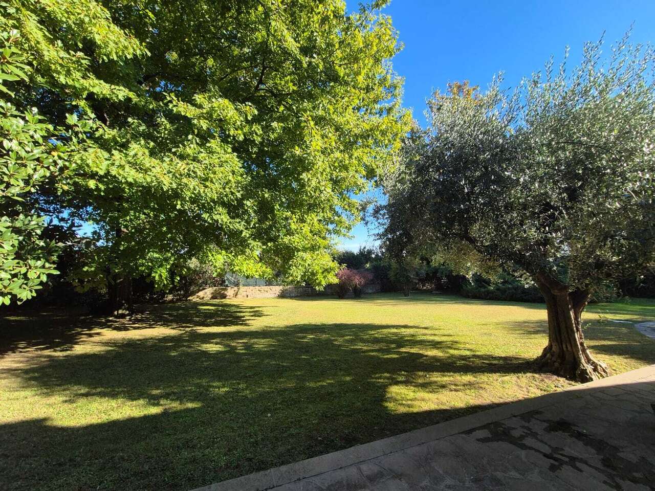 FORMELLO, SEMI-DETACHED VILLA WITH GARDEN