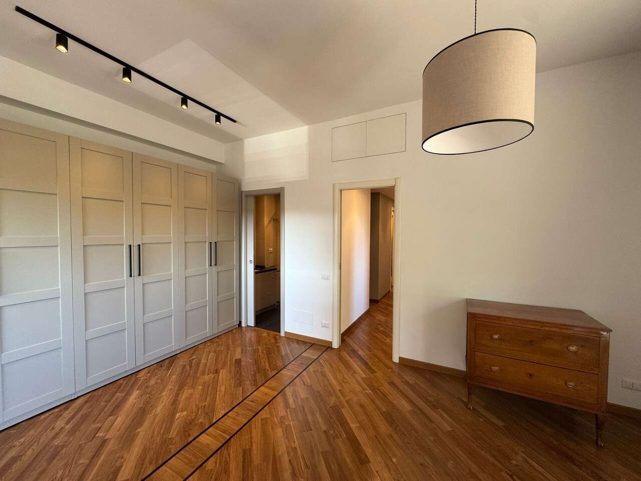 APPARTAMENTO PANORAMICO SUL TEVERE APPARTAMENTO PANORAMICO SUL TEVERE