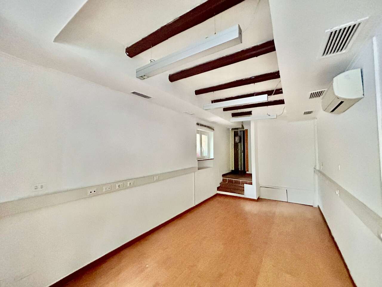 PARIOLI, LOCALE COMMERCIALE