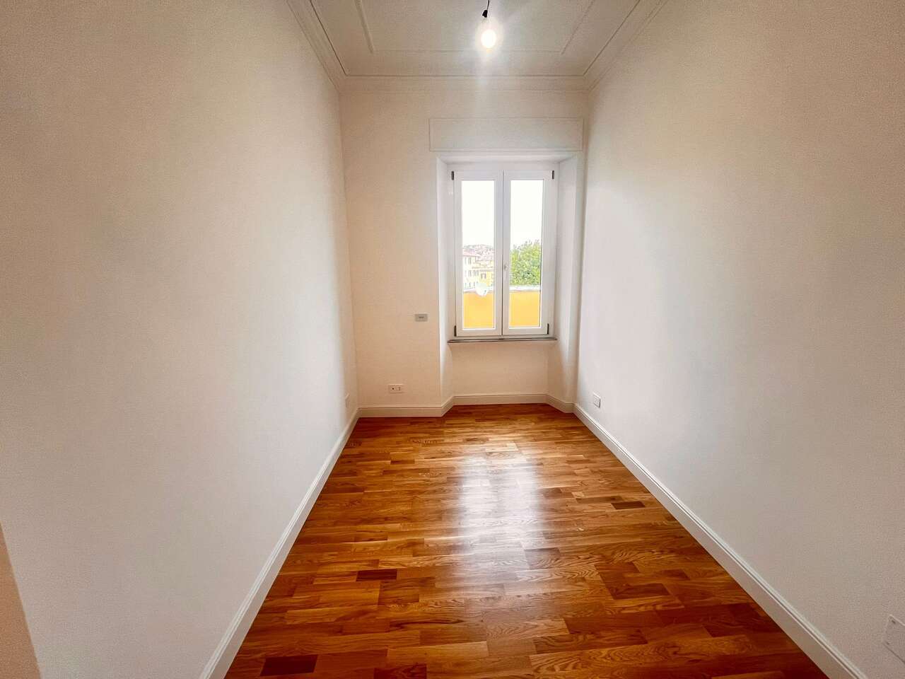 TRIESTE, APPARTAMENTO RISTRUTTURATO