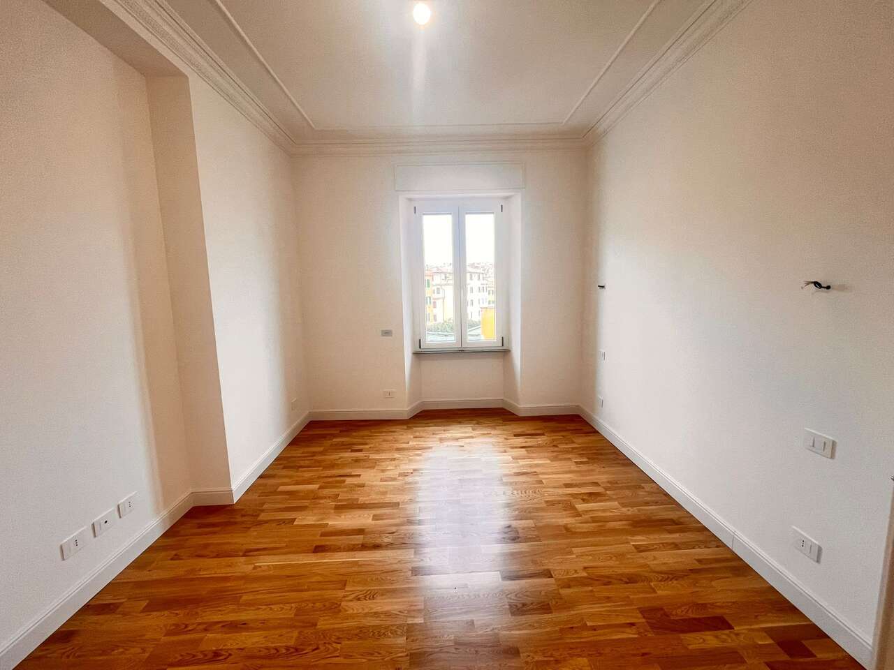 TRIESTE, APPARTAMENTO RISTRUTTURATO