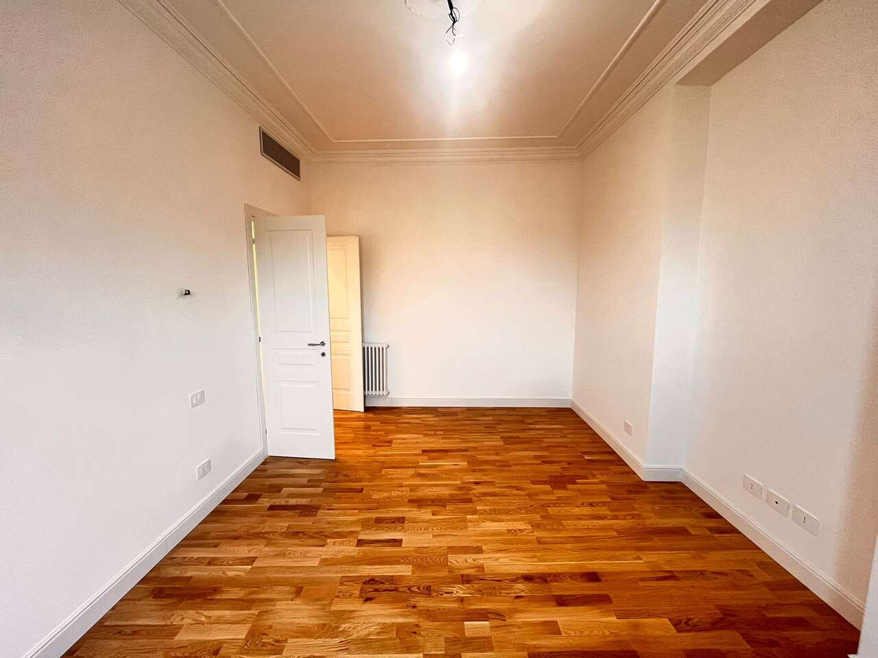 TRIESTE, APPARTAMENTO RISTRUTTURATO