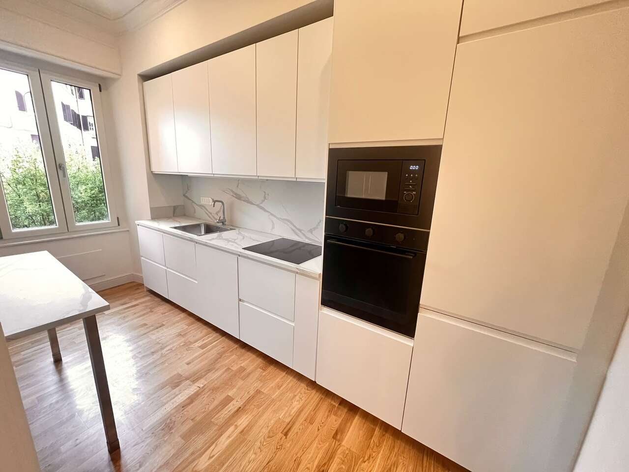 TRIESTE, APPARTAMENTO RISTRUTTURATO