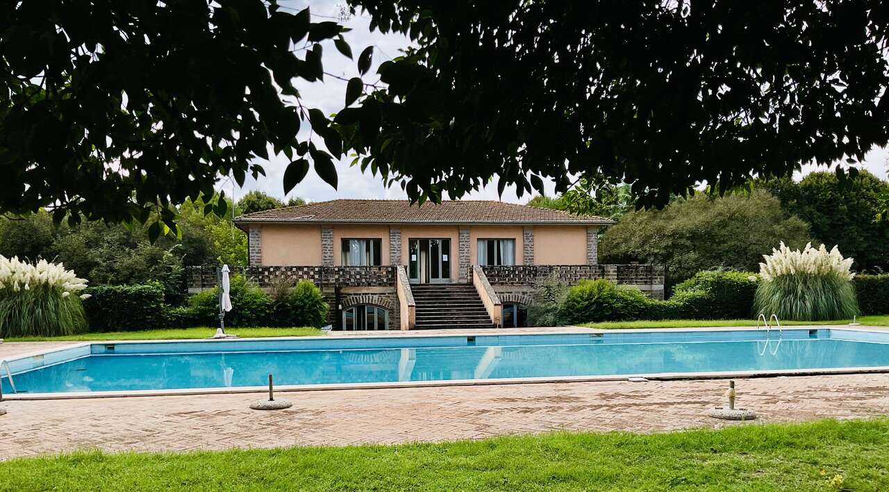 SCORANO, VILLA CON GIARDINO SCORANO, VILLA CON GIARDINO