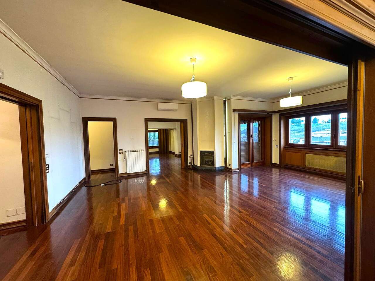 VIALE VATICANO, SPACIOUS APARTMENT