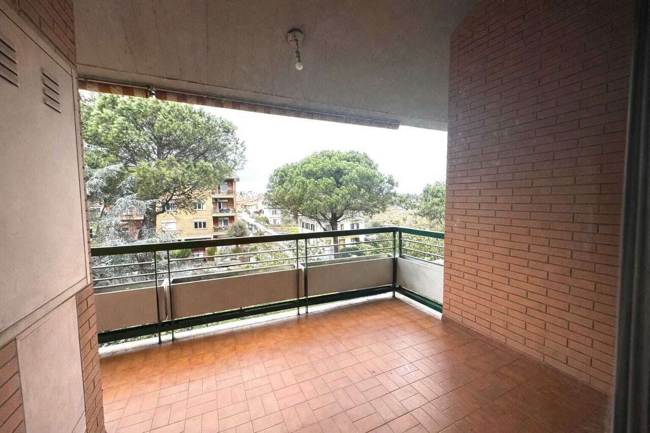 PENTHOUSE WITH TERRACES E PARKING