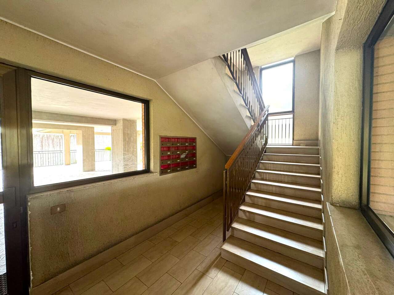 PENTHOUSE WITH TERRACES E PARKING