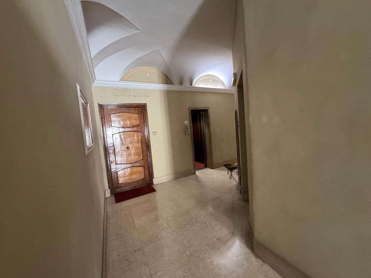 DELIZIOSO APPARTAMENTO A MONTI PARIOLI