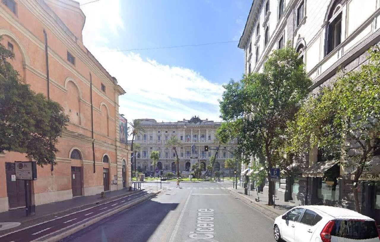 PRESTIGIOUS RENOVATED COMPLEX