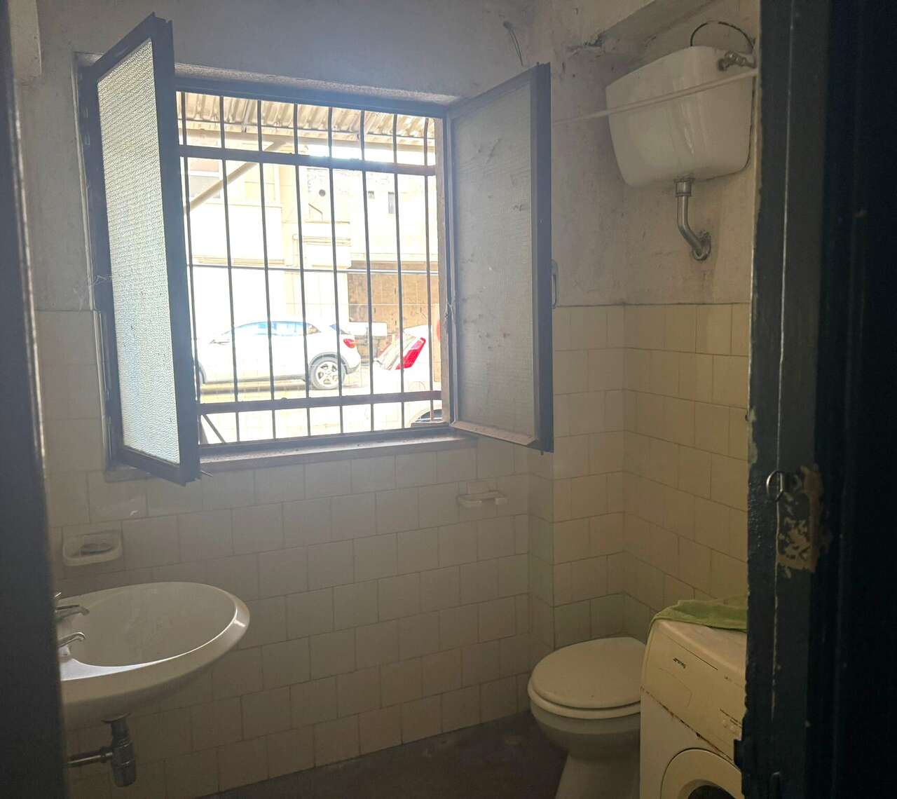 TRIESTE, COMMERCIAL PROPERTY TO RENOVATE