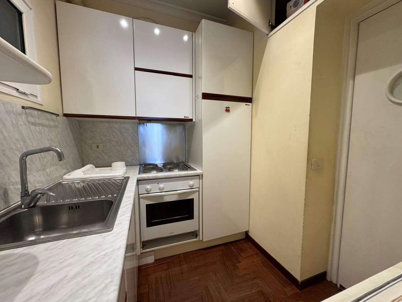 CHARMING APARTMENT IN MONTI PARIOLI