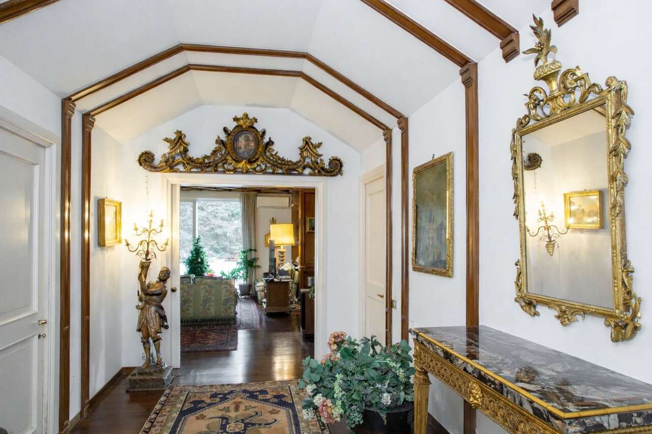 VIGNA CLARA , IN PRESTIGIOSO COMPRENSORIO