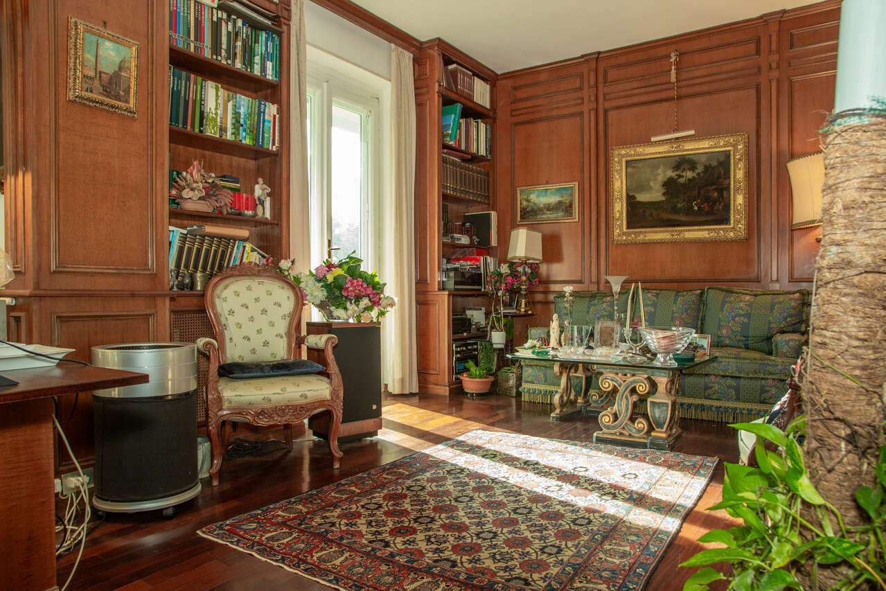 VIGNA CLARA , IN PRESTIGIOSO COMPRENSORIO