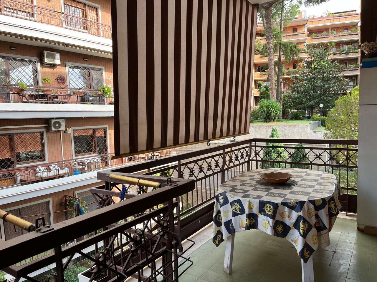 APARTMENT IN A COMPLEX - DIVISIBLE