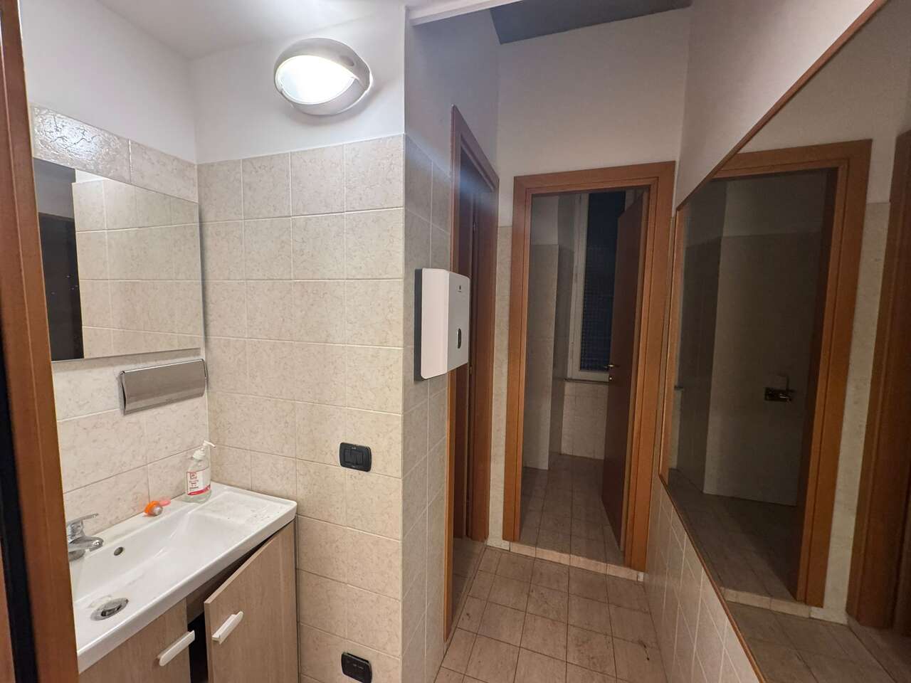 POLICLINICO, SPACIOUS AND BRIGHT