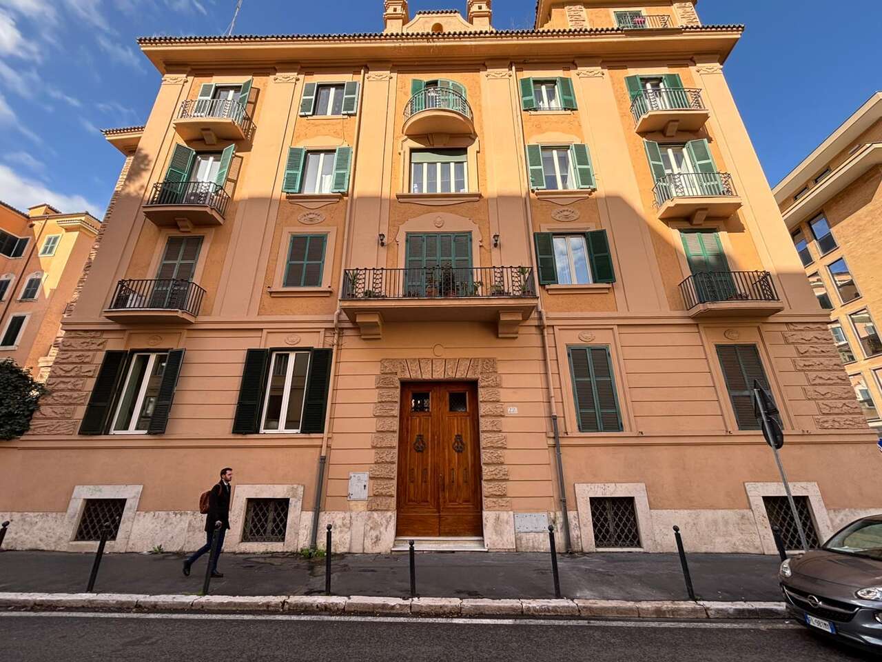 PINCIANO, UFFICIO IN PALAZZO D'EPOCA