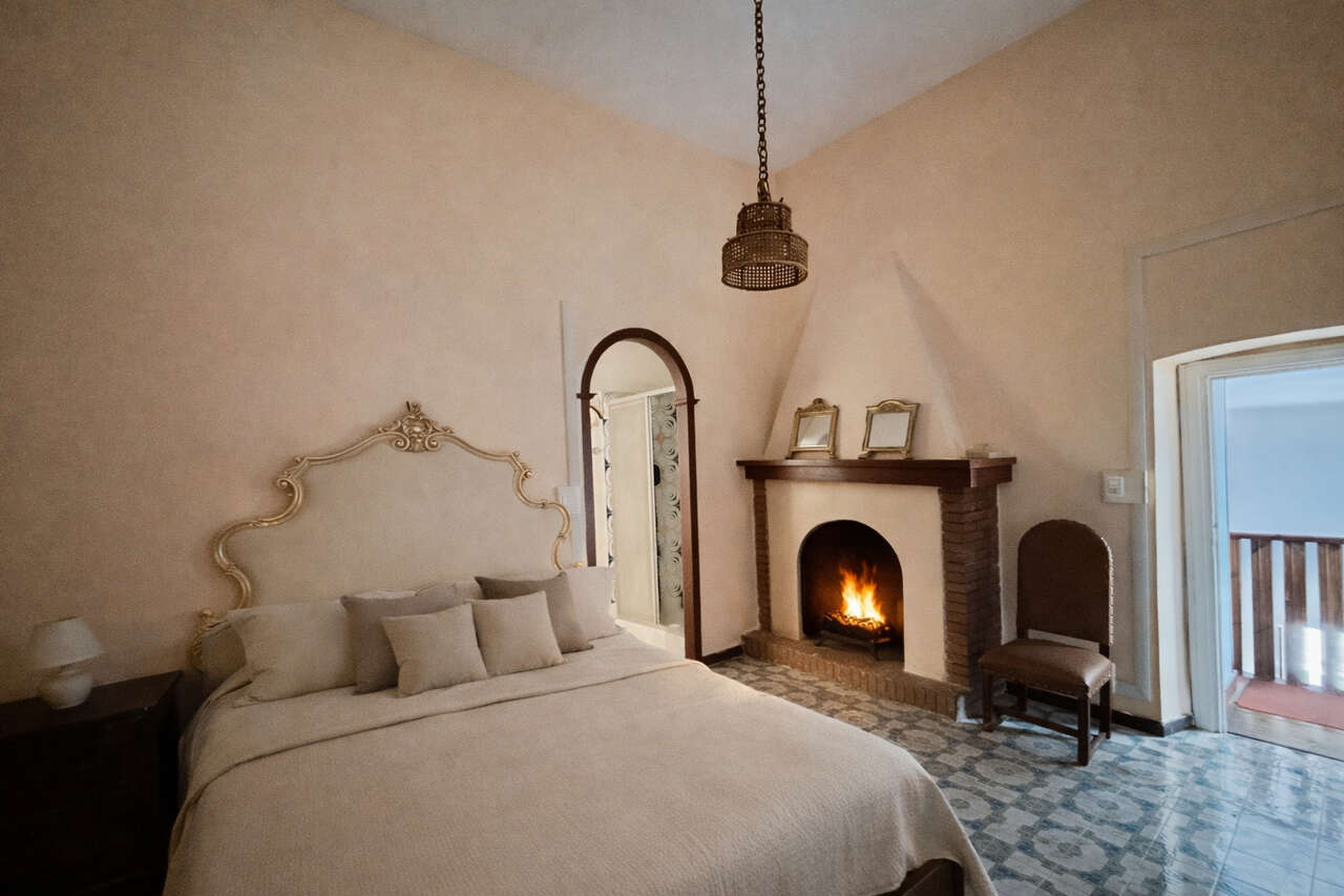 Guidonia Montecelio, Historic Residence