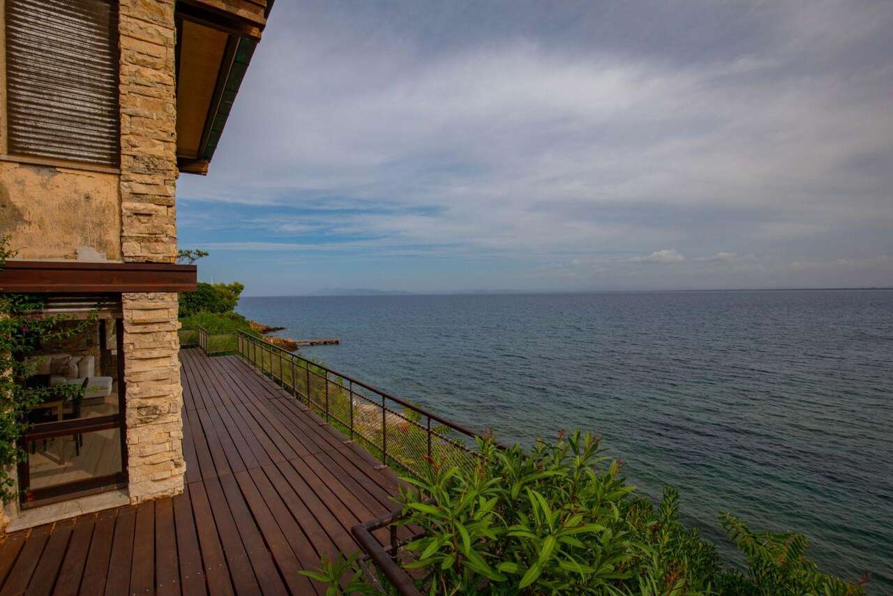 PORTO SANTO STEFANO PRESTIGIOSA VILLA