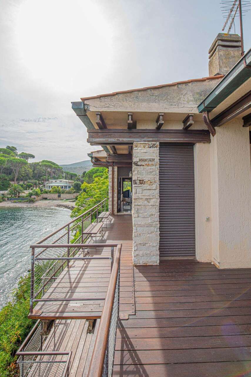 PORTO SANTO STEFANO PRESTIGIOSA VILLA