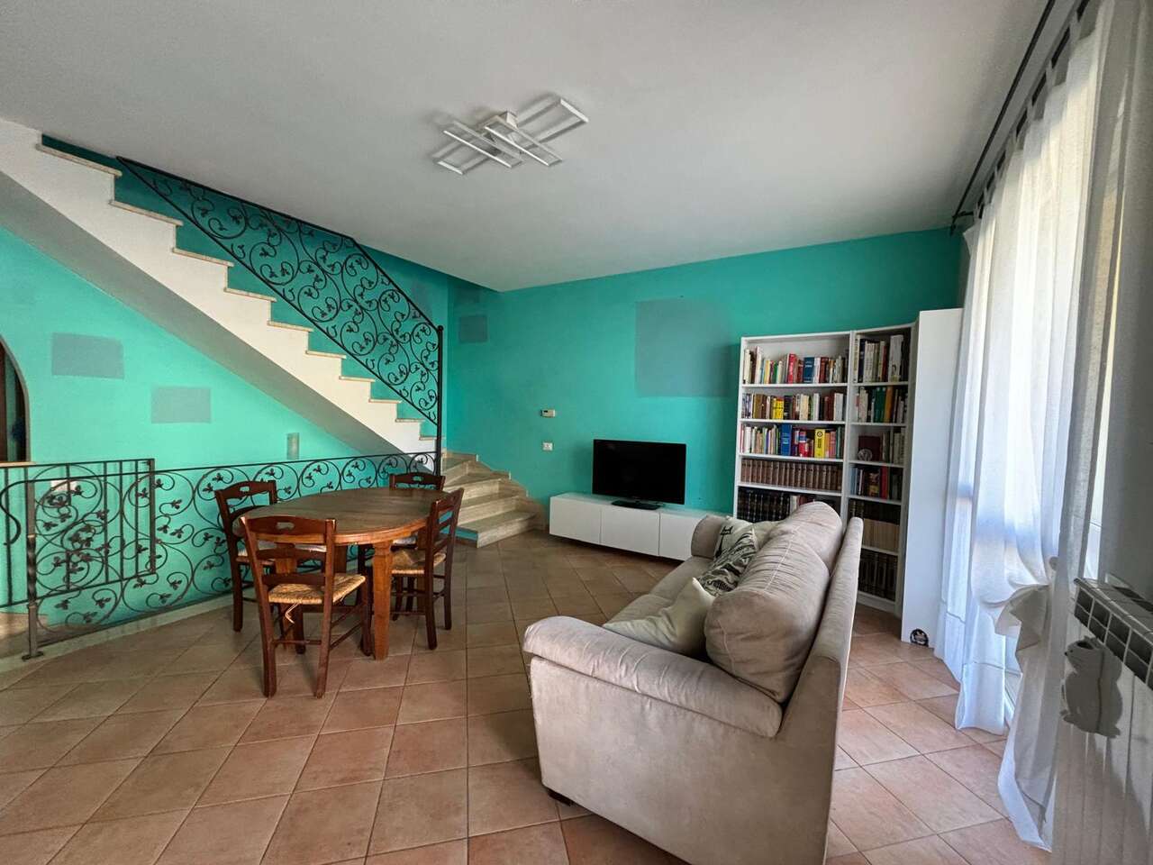 NEPI APPARTAMENTO IN VILLINO A SCHIERA