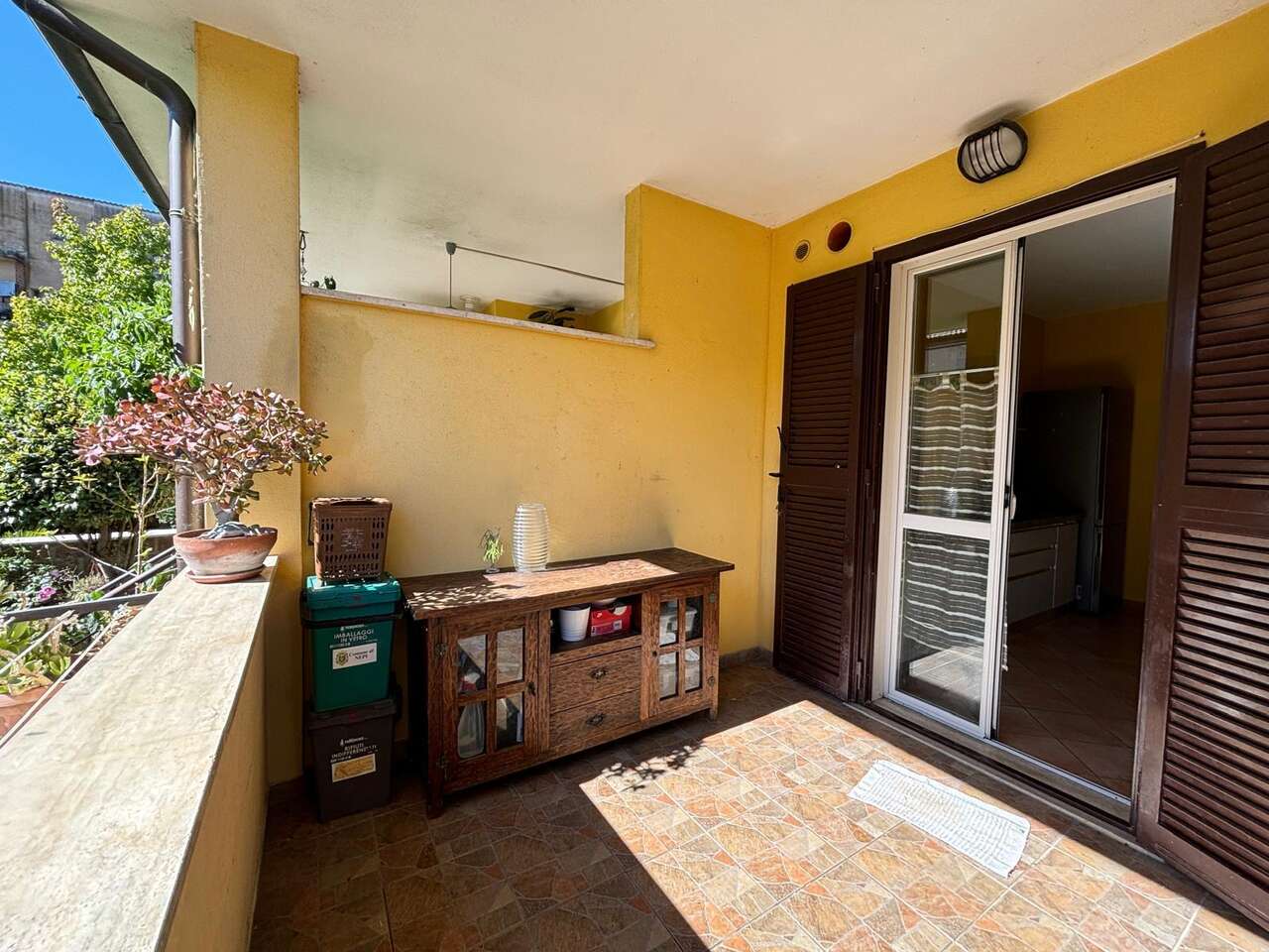 NEPI APPARTAMENTO IN VILLINO A SCHIERA