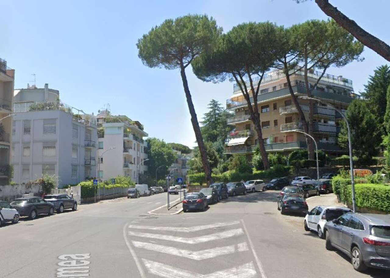 VIGNA CLARA APPARTAMENTO IN LOCAZIONE