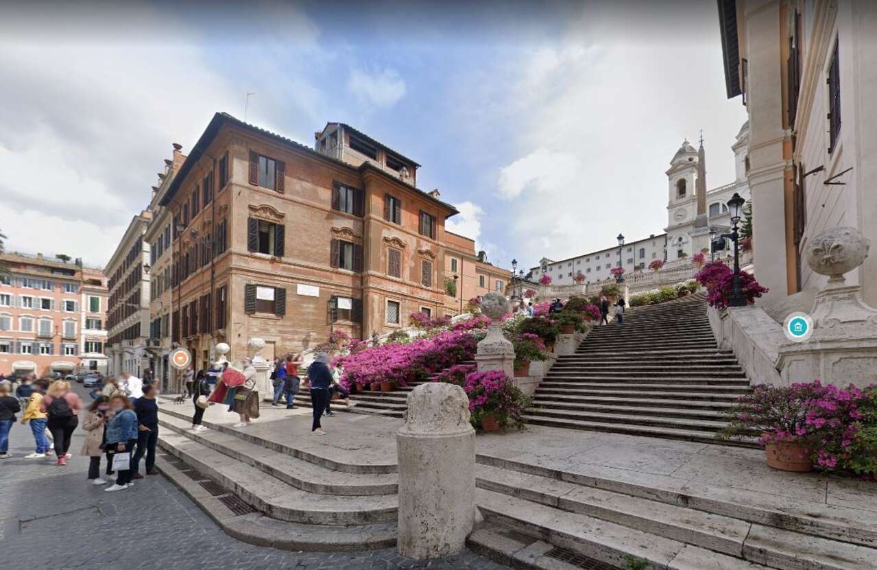 APARTMENT IN THE HISTORICAL CENTER
