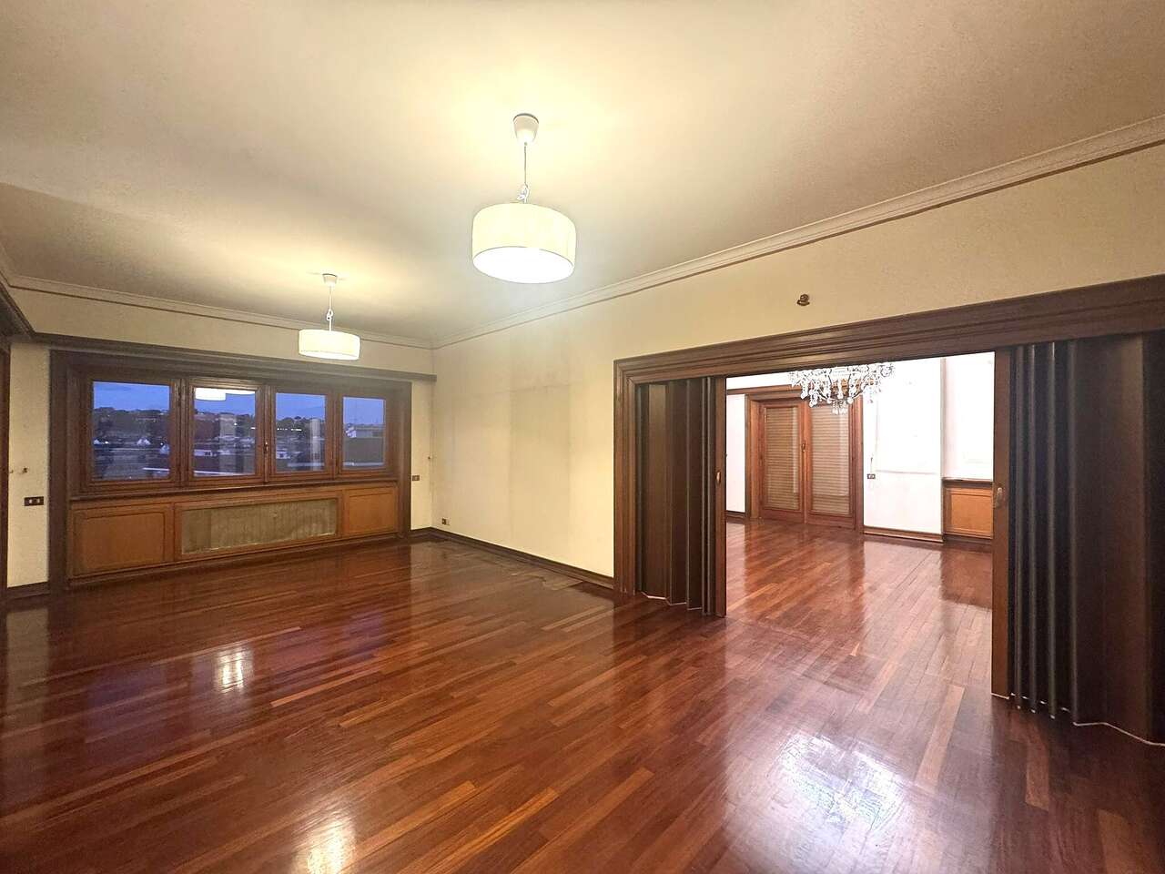 VIALE VATICANO, SPACIOUS APARTMENT