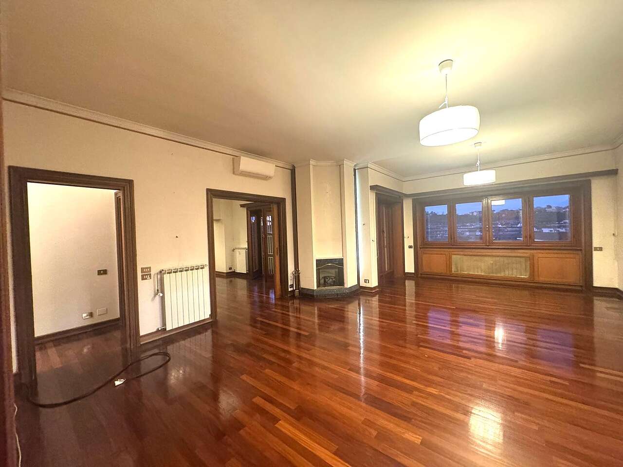 VIALE VATICANO, SPACIOUS APARTMENT