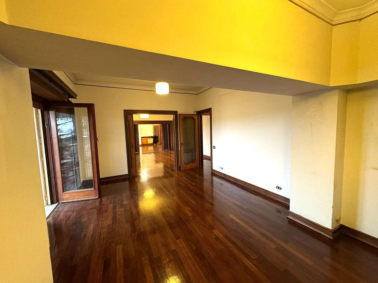 VIALE VATICANO, SPACIOUS APARTMENT