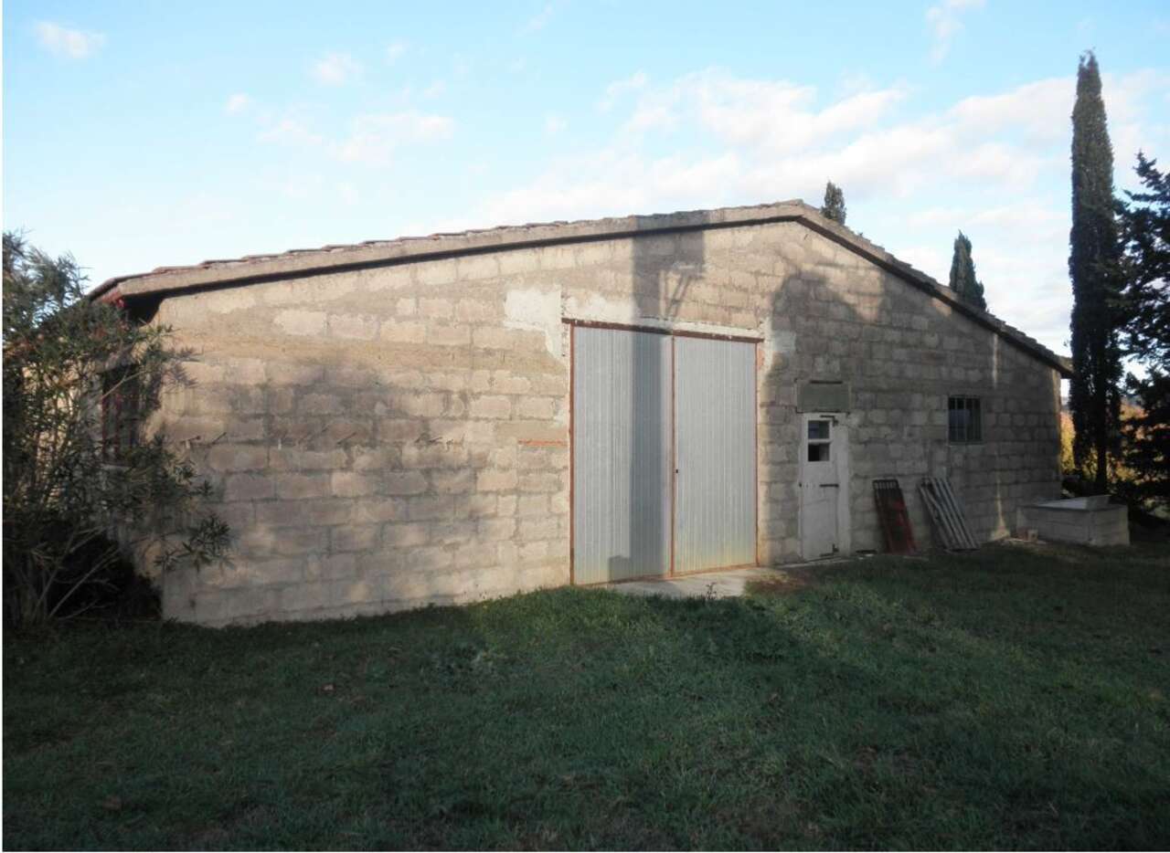 A JEWEL AMONG THE TUSCAN HILLS