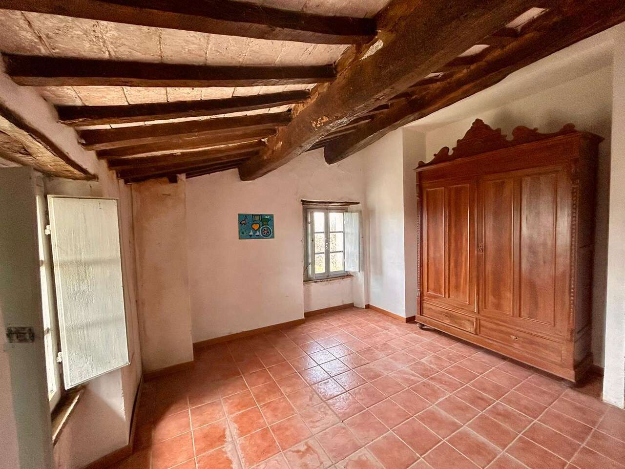 A JEWEL AMONG THE TUSCAN HILLS