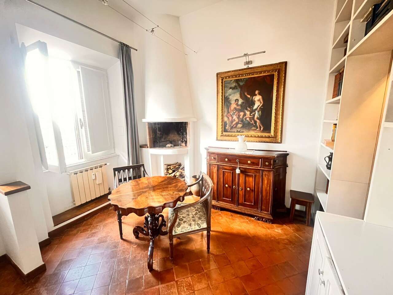 ELEGANCE AND BRIGHTNESS NEAR PIAZZA DEL POPOLO ELEGANCE AND BRIGHTNESS NEAR PIAZZA DEL POPOLO