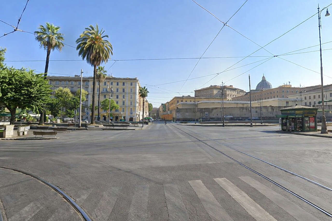 PRATI, ATTICO E SUPERATTICO PANORAMICO PRATI, ATTICO E SUPERATTICO PANORAMICO