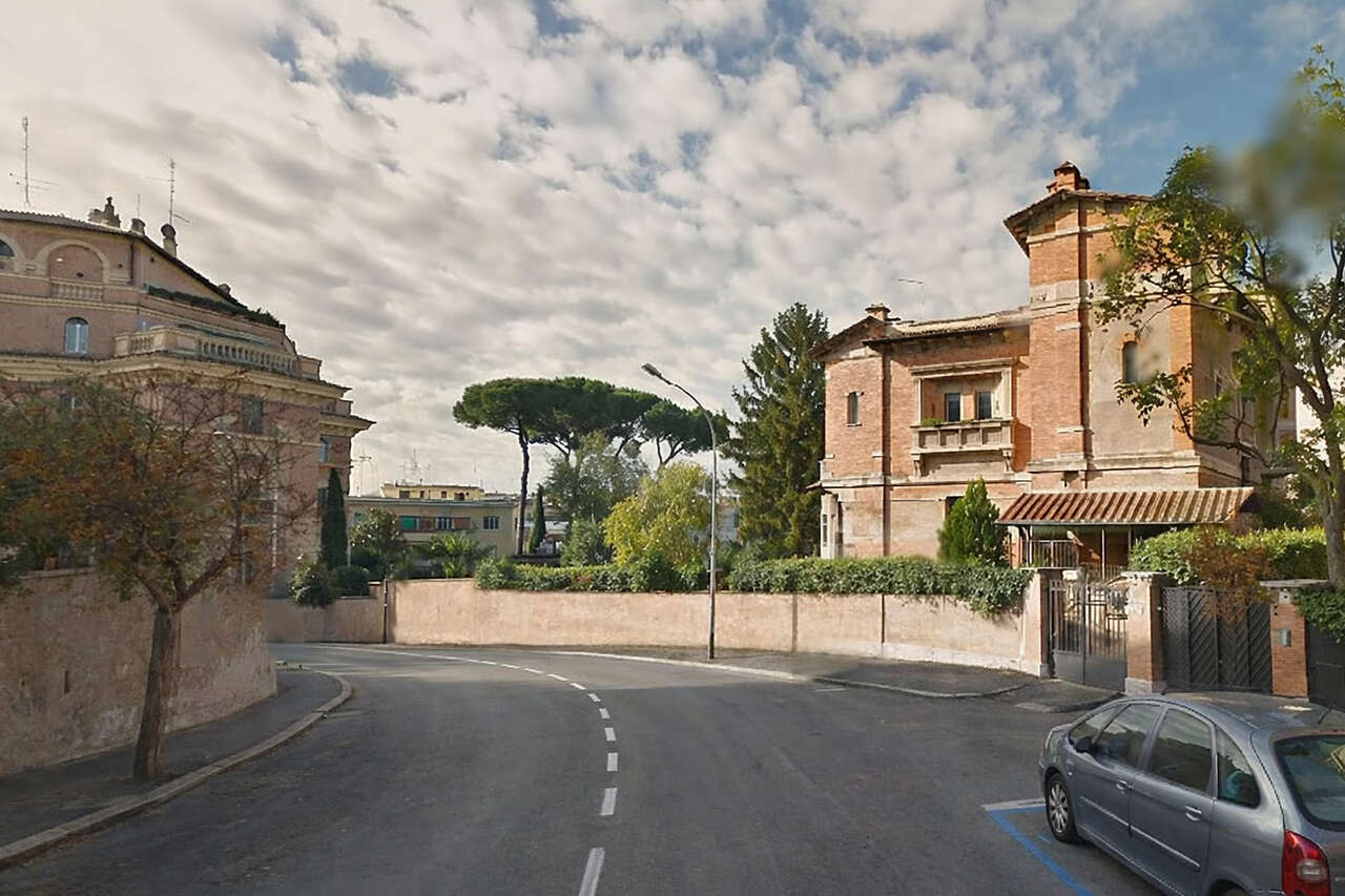 APPARTAMENTO IN VILLINO LIBERTY APPARTAMENTO IN VILLINO LIBERTY