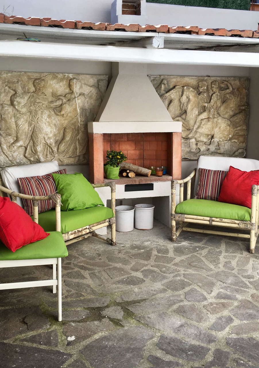 APPARTAMENTO IN VILLA CON GIARDINO