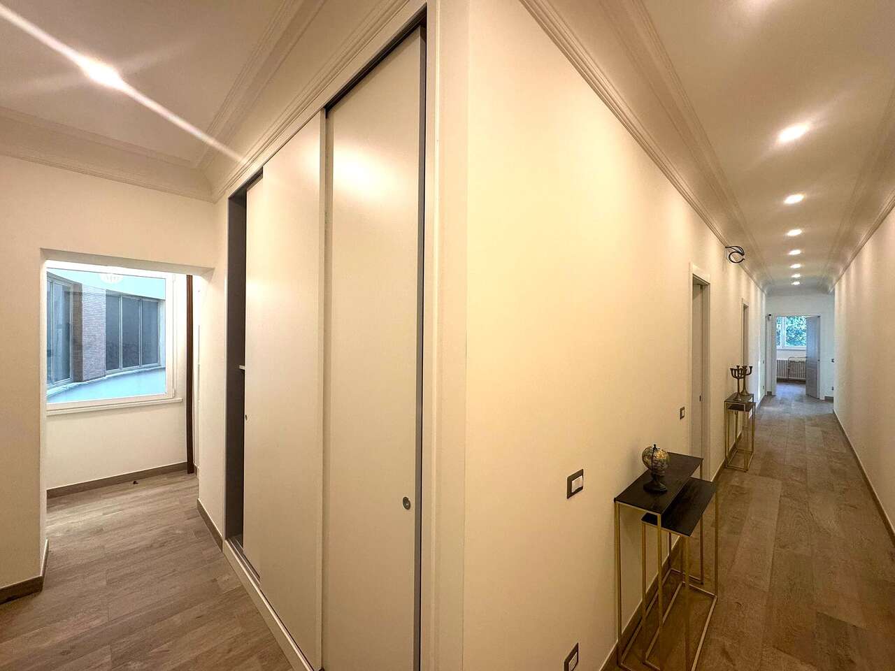 FLEMING, ELEGANT APARTMENT