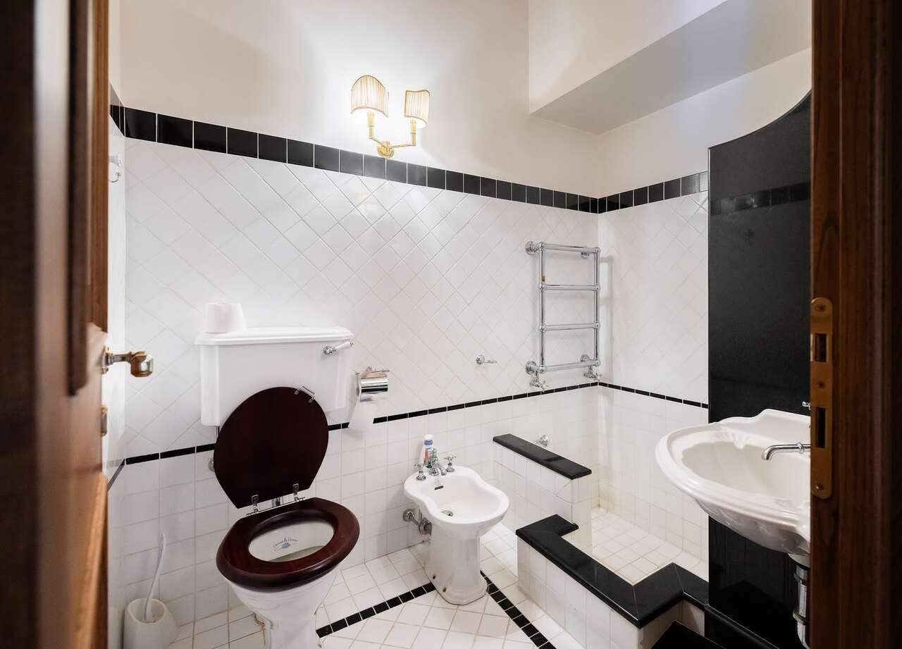 PRESTIGIOUS VILLA PRESTIGIOUS VILLA