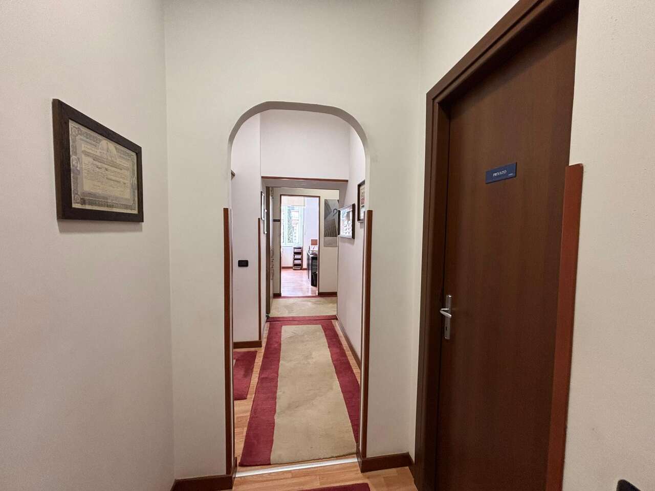 PINCIANO ELEGANTE UFFICIO IN PALAZZO D'EPOCA