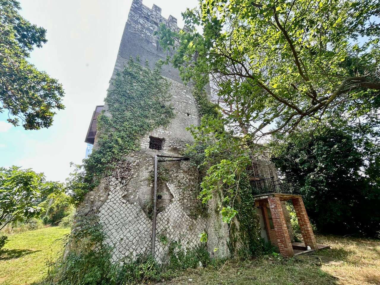 GUIDONIA MONTECELIO, STORICA RESIDENZA PANORAMICA