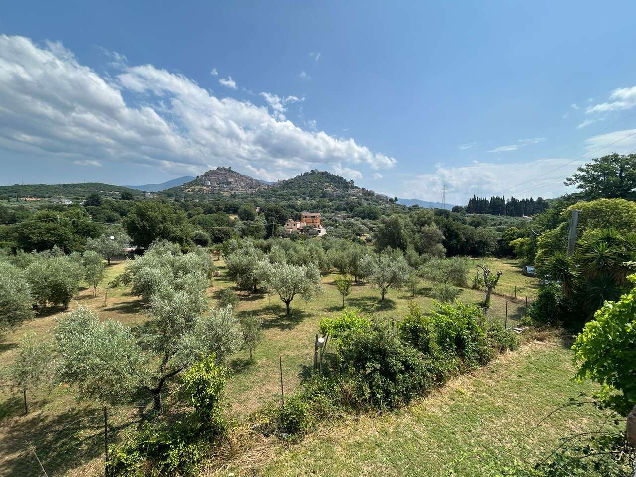 GUIDONIA MONTECELIO, STORICA RESIDENZA PANORAMICA